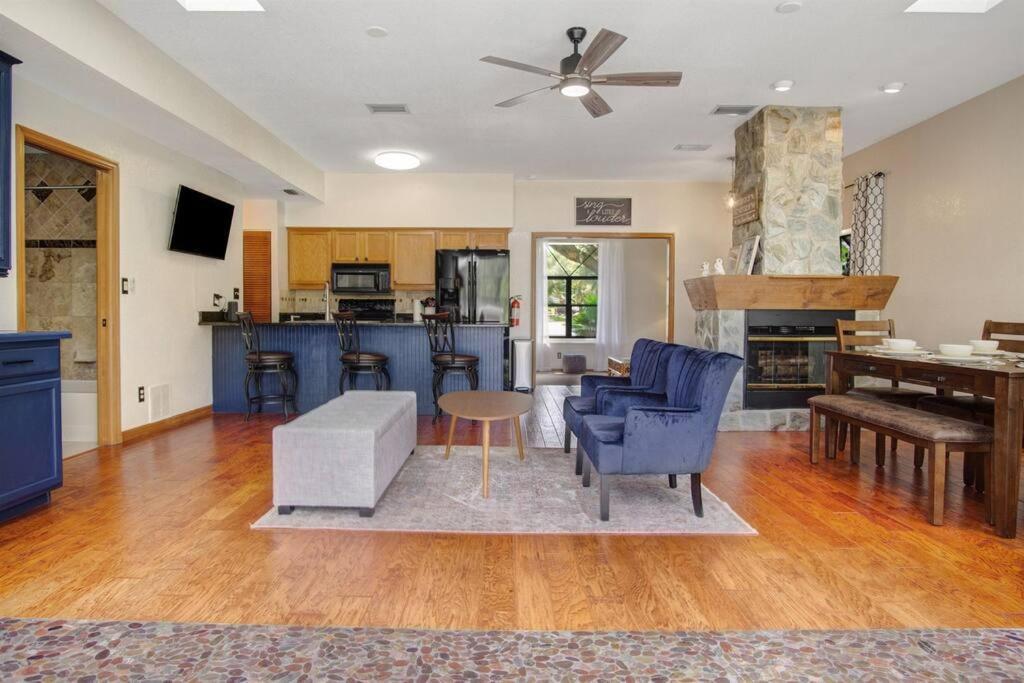 Family Friendly Pool Paradise Retreat Near Beaches Palm Harbor Exterior foto