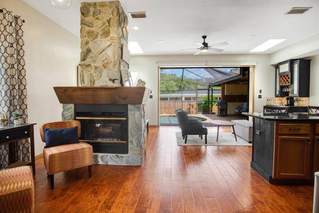 Family Friendly Pool Paradise Retreat Near Beaches Palm Harbor Exterior foto